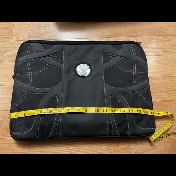 Three brand new laptop carrying case with shoulder strap - Picture 3 of 10